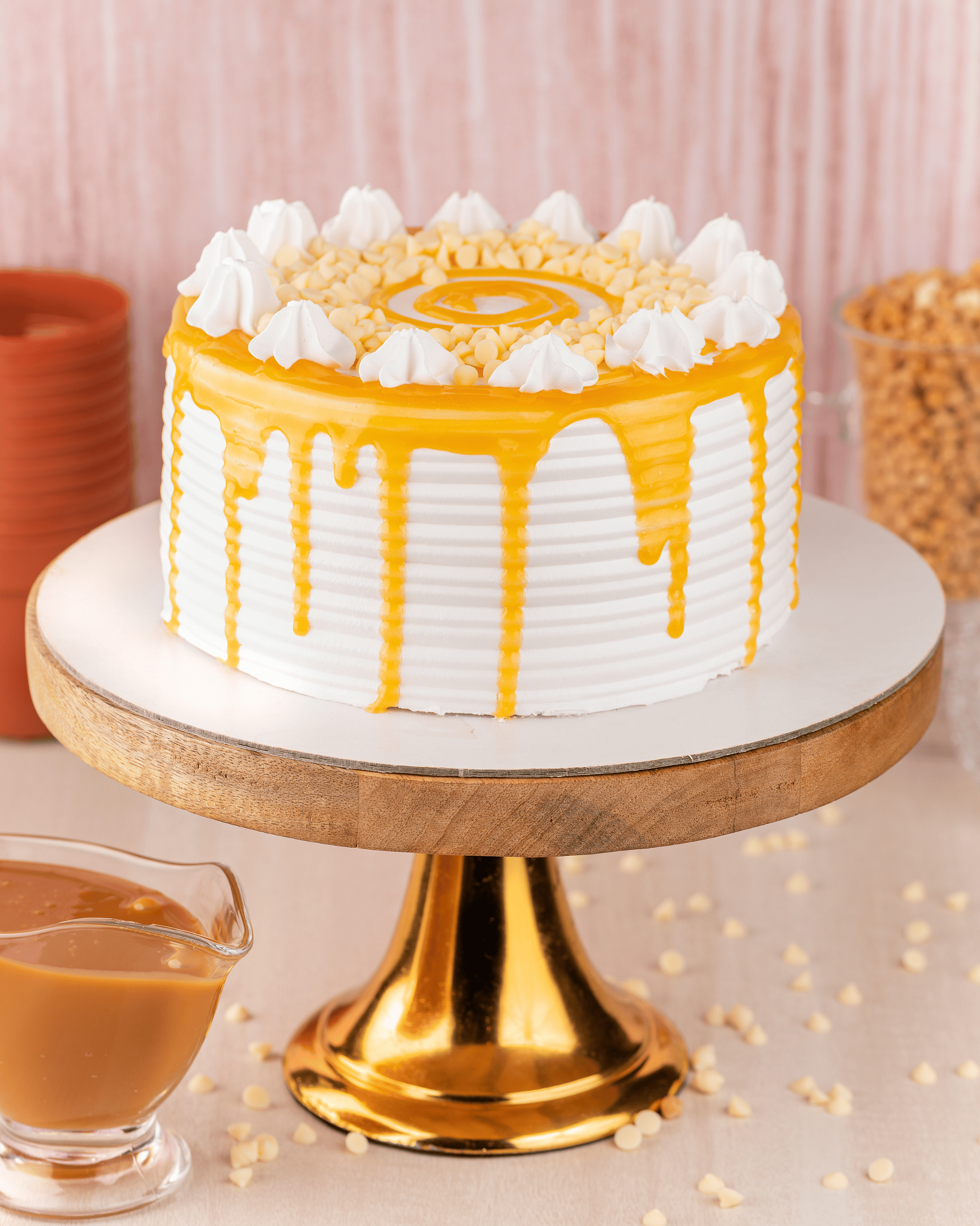 Caramel White Choco Exotic Cake